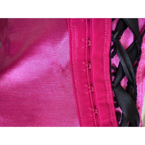 00's vintage pink satin mcbling y2k bustier corset 32B morbid threads - Picture 8 of 9